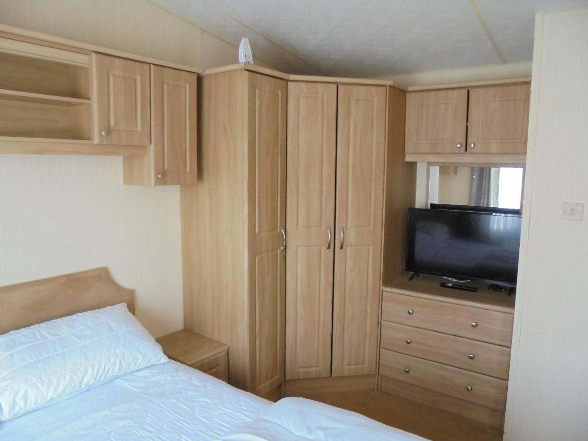 The Wolds: The Wolds:- 6 Berth, Central Heated Ingoldmells Exterior photo